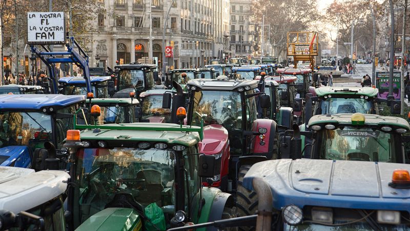 Huelga de agricultores: segundo día de cortes en varias carreteras | Ver